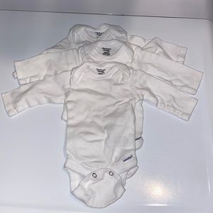 NEW without tags 3 pack Gerber Onsies